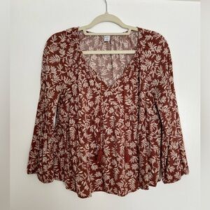 Old Navy women’s blouse, Rust, Medium